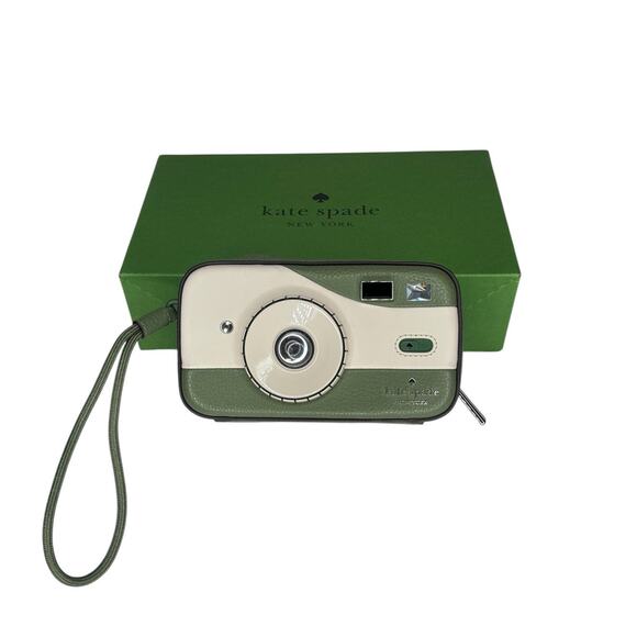 Kate Spade Picture This Camera Wristlet - Picture 1 of 7